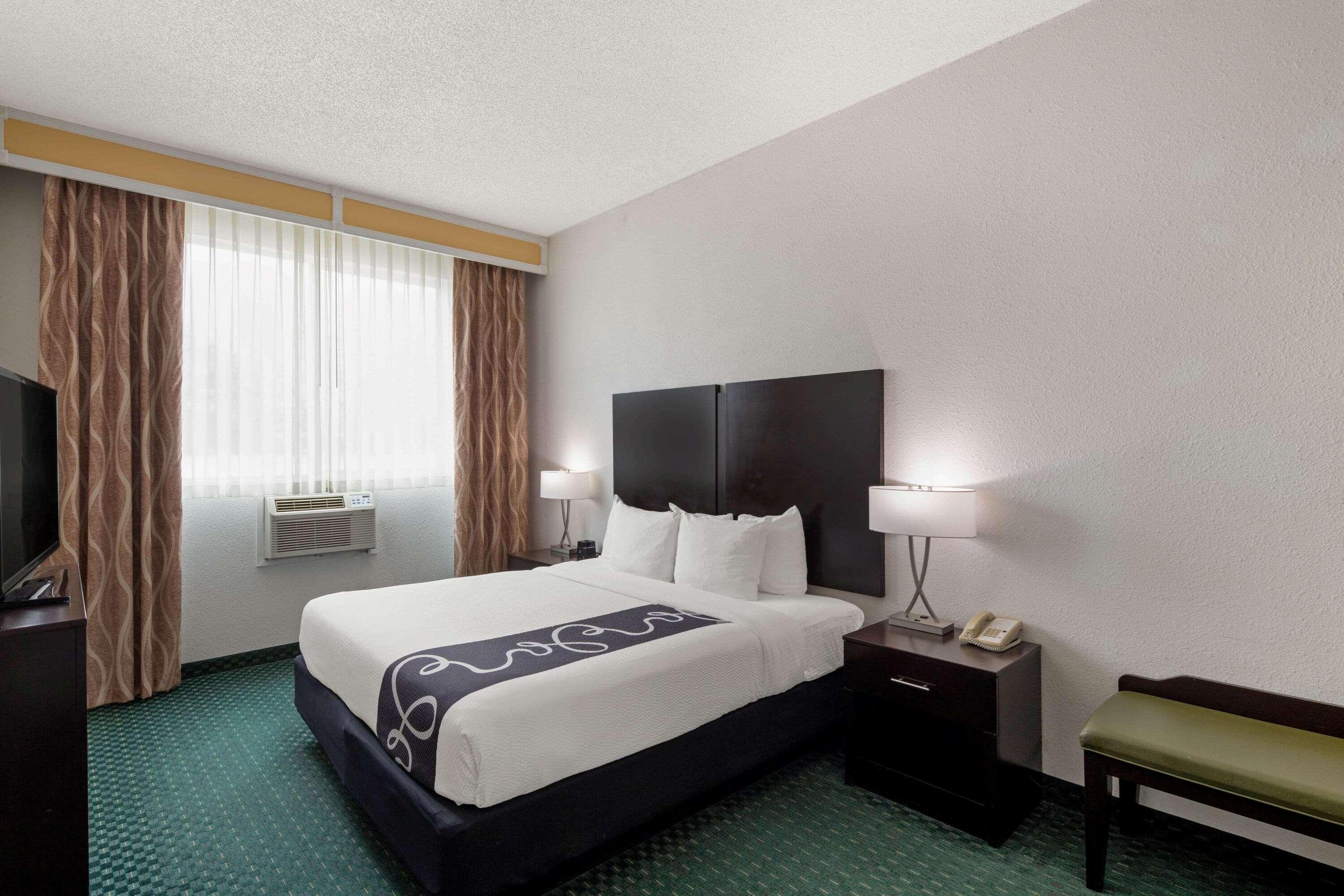 University Inn & Suites Берклі Екстер'єр фото