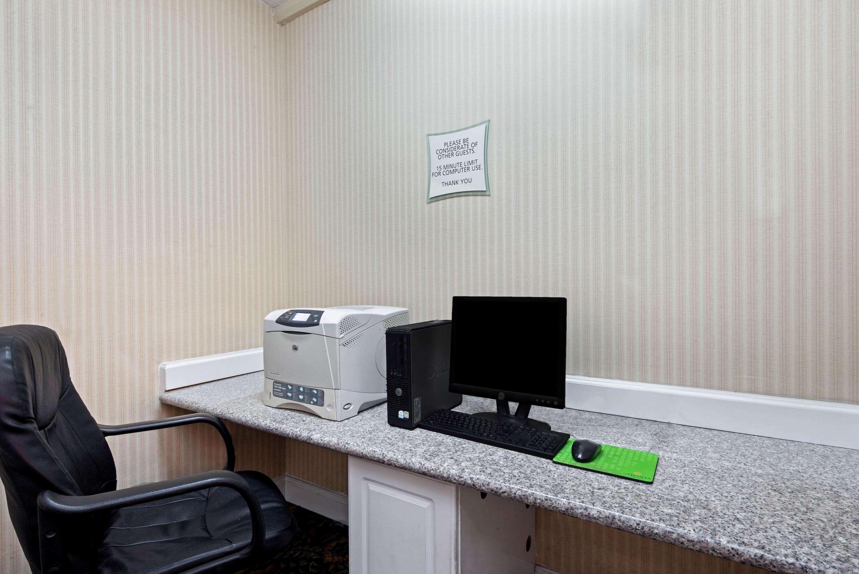 University Inn & Suites Берклі Екстер'єр фото